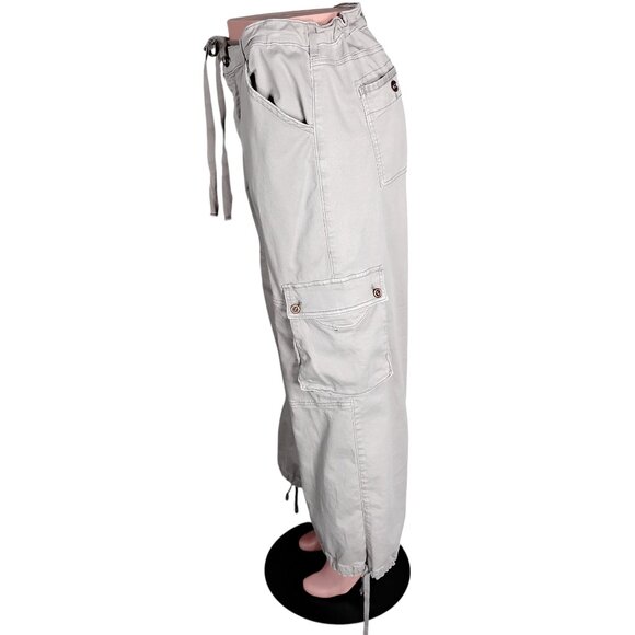 Anthro Pilcro Wide Legs Cargo Pants Size 32 P Waist Hems Drawstring Multi Pocket - Picture 5 of 16
